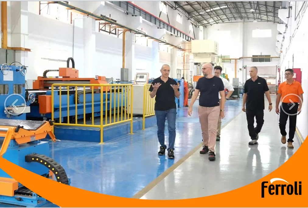 j9游戏CEO一行莅临中国区广东出产基地视察